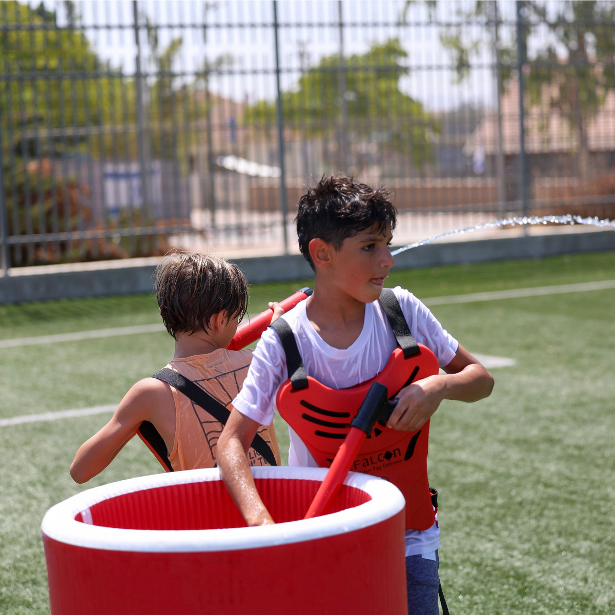 חבית אדומה מתנפחת מקצועית להפעלת water tag